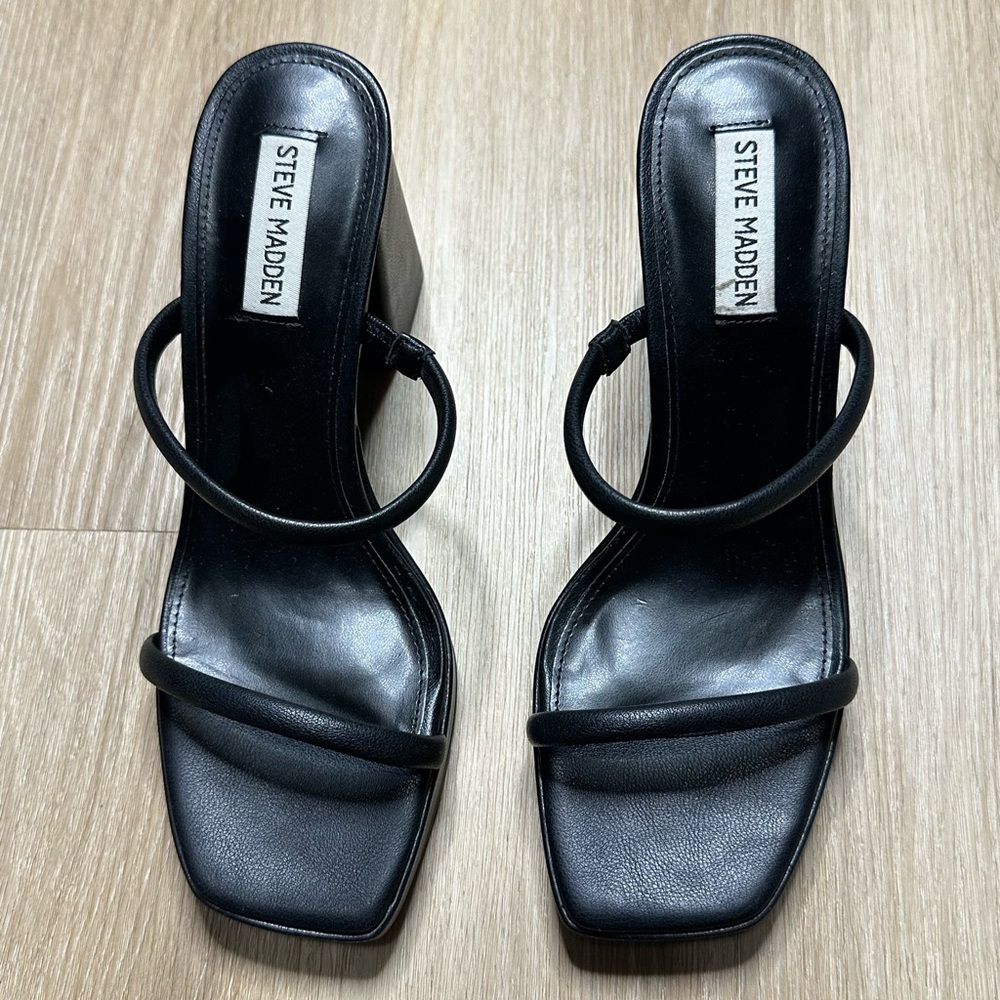Steve Madden block wedge size 10
